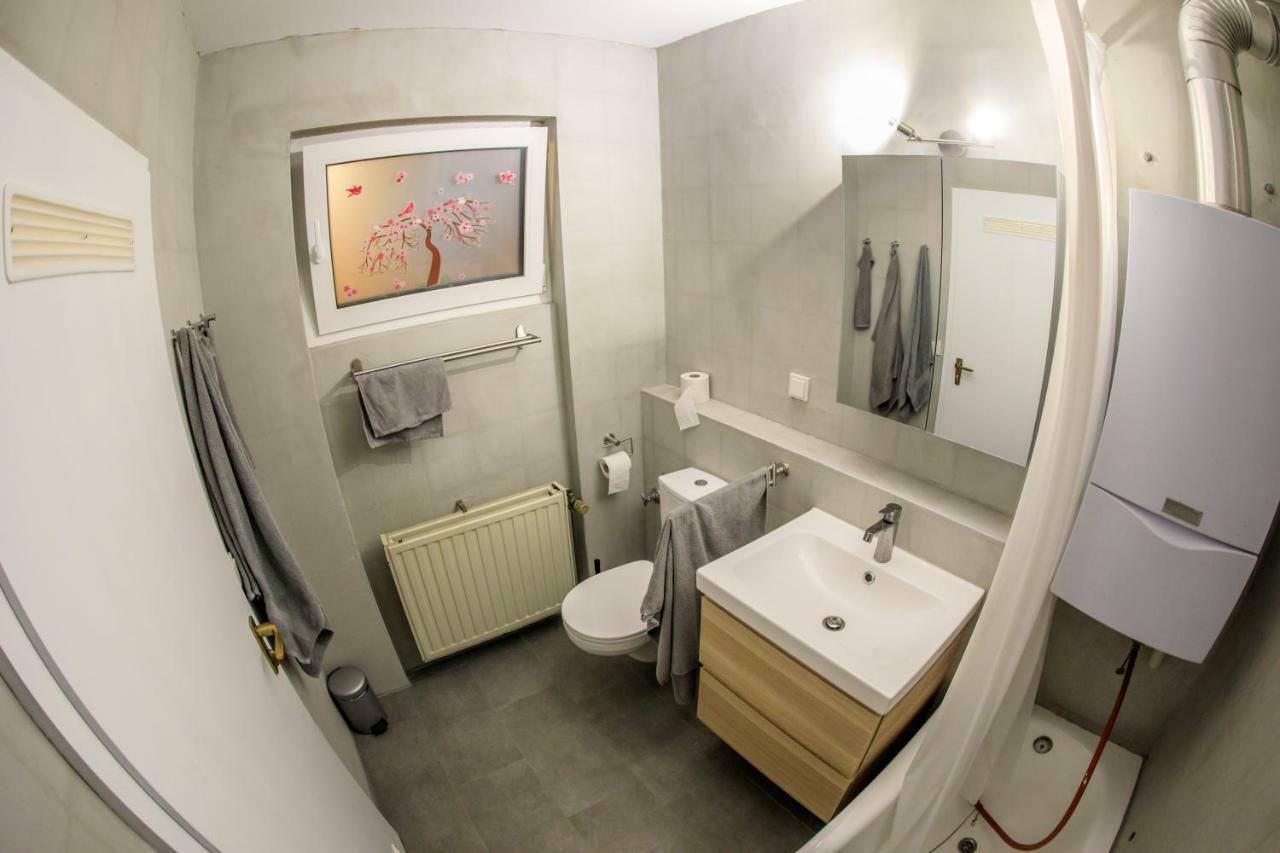 Studio Apartment - Terrace, Private Parking Place Wurzburg Bagian luar foto