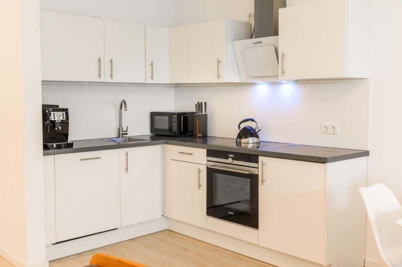Studio Apartment - Terrace, Private Parking Place Wurzburg Bagian luar foto