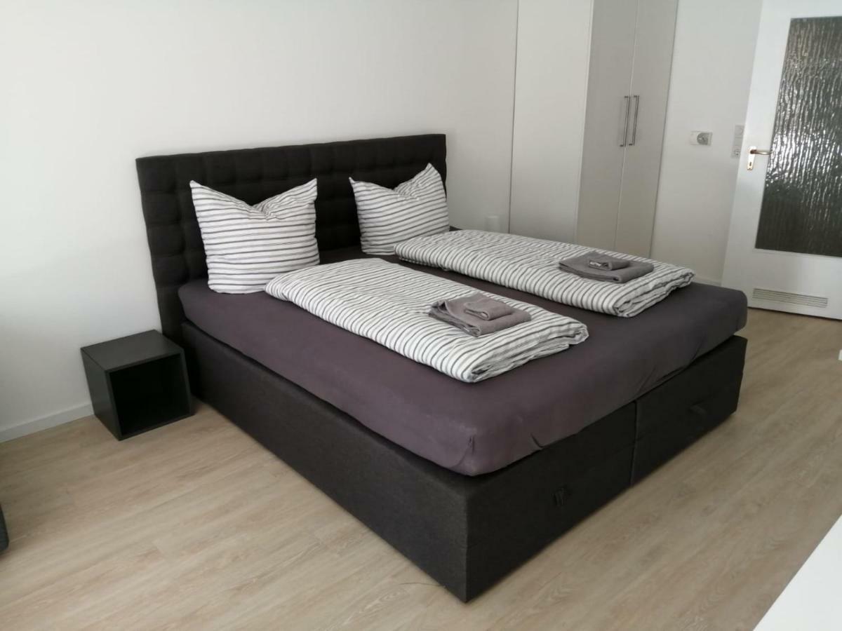 Studio Apartment - Terrace, Private Parking Place Wurzburg Bagian luar foto